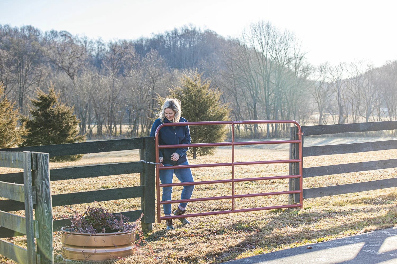 Tarter 6 Bar 14' Red Tube Gate - 6ER14 - Panels & Gates 5 Tarter 6 Bar 14' Red Tube Gate - 6ER14 - Panels & Gates - Image 3